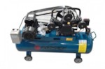Forsage TB290-150(220V) Компрессор 100л 3-х поршневой с ременным приводом (3.0кВт. ресивер 100л. 360л/м, 220В)